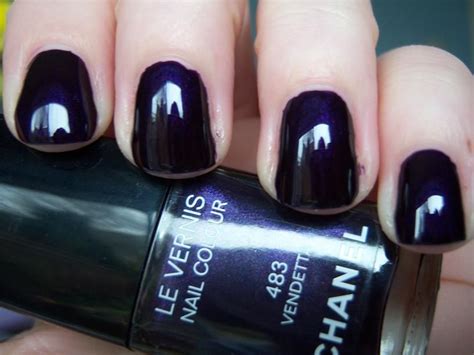 chanel vernis vendetta|Chanel Le Vernis in Vendetta Review .